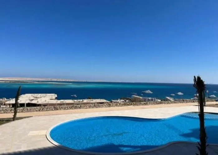 Villa In The View Compound, First Row On The Sea, 3 Bedrooms, Two Floors *